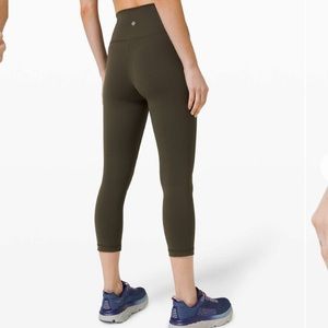 Lululemon Wunder Train High-Rise Crop 21”